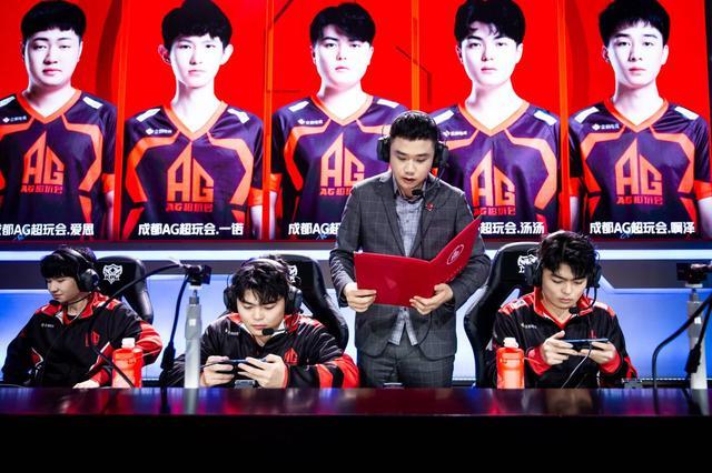哈登以两次
