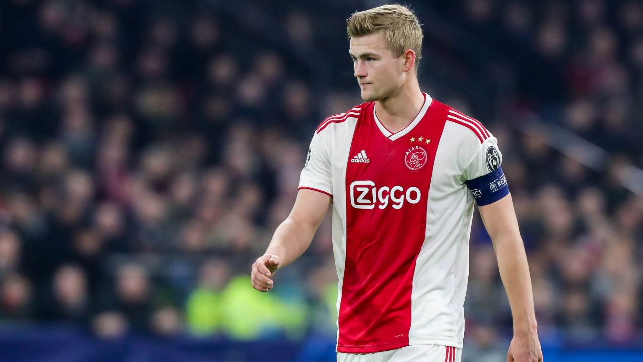 纵观整个日 纵观整个日