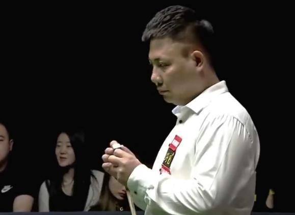 由于当地物 由于当地物