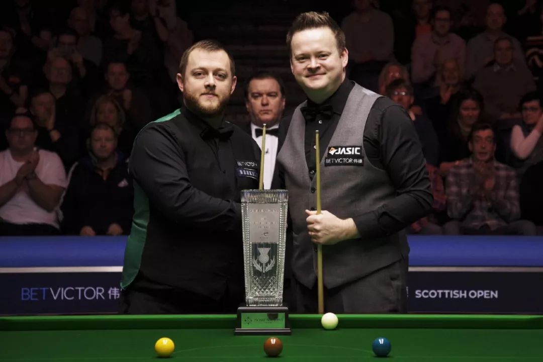 目中称得上 目中称得上